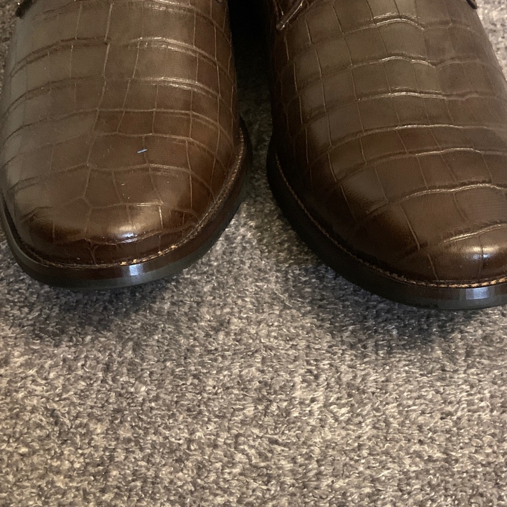 Sophisticated Brown Crocodile Pattern Chukka Boots - image 8